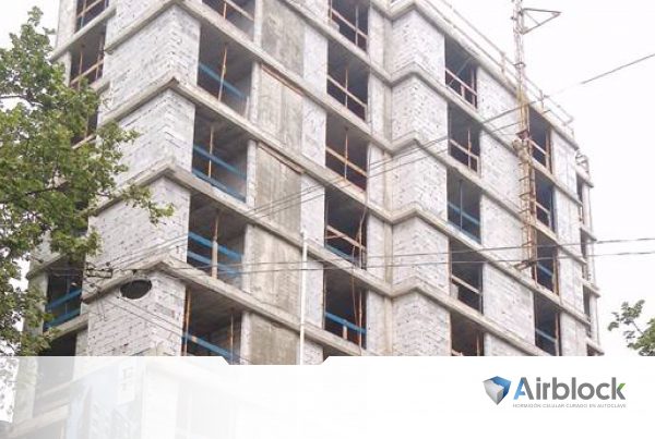 Vivienda multifamiliar