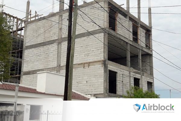 Vivienda multifamiliar
